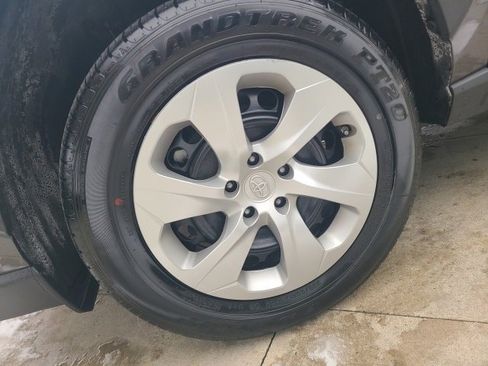 Used 2023 Toyota RAV4 LE image 12