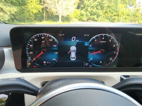 Used 2022 Mercedes-Benz CLA 250 image 22
