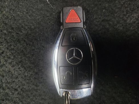 Used 2015 Mercedes-Benz C 300 4MATIC Sedan w/ Premium 1 Package image 32