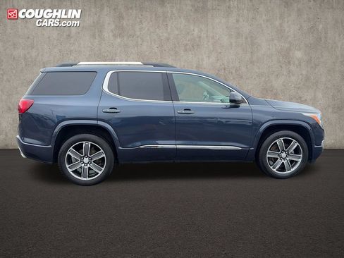 Used 2019 GMC Acadia Denali w/ Technology Package AWD/4WD image 11