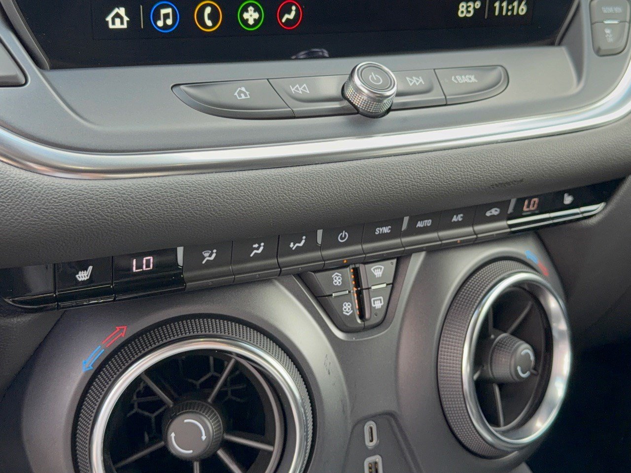 Used 2024 Chevrolet Blazer LT w/ Convenience Package FWD image 22