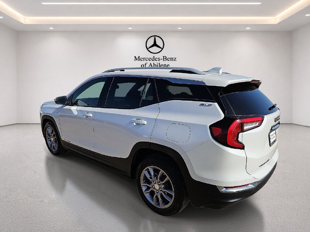 Used 2022 GMC Terrain SLT FWD image 4