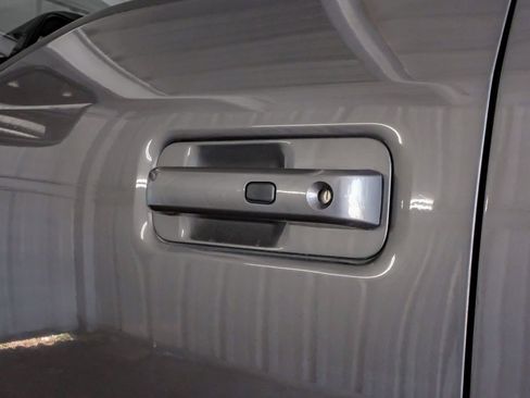 Used 2021 Ford F250 Lariat image 40