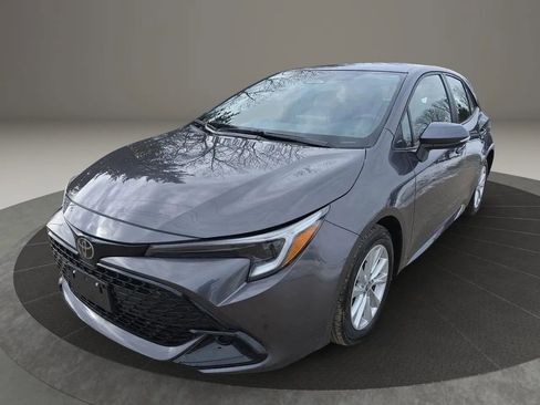 Used 2025 Toyota Corolla SE FWD image 1