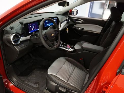 New 2026 Chevrolet Trax LT image 9