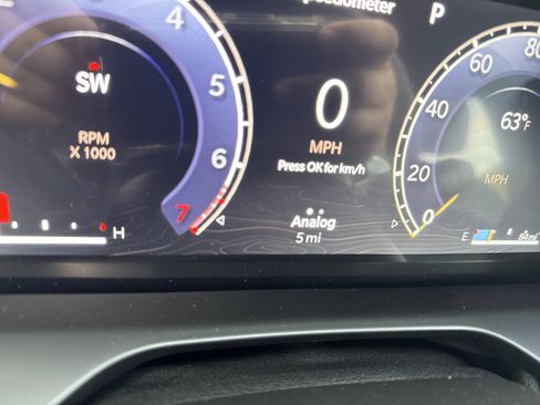 New 2025 Jeep Grand Cherokee Altitude image 21