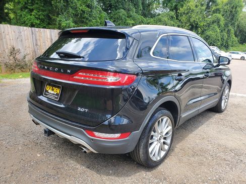 Used 2017 Lincoln MKC Reserve FWD image 5