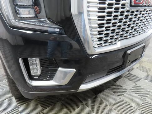 Used 2021 GMC Yukon Denali w/ Denali Premium Package image 54