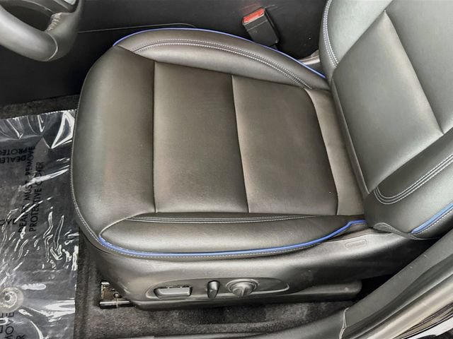 Used 2025 Buick Envista Sport Touring w/ Convenience I Package FWD image 19