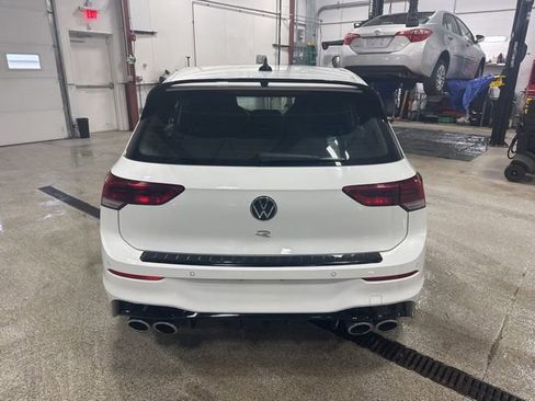 Used 2024 Volkswagen Golf R 2.0T image 6