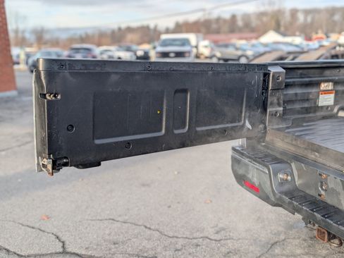 Used 2017 Honda Ridgeline RTL-T image 39