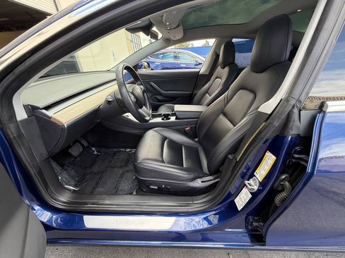 Used 2018 Tesla Model 3 Mid Range RWD image 20