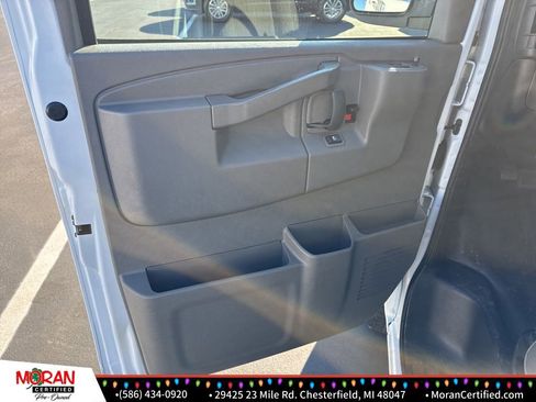 Used 2023 Chevrolet Express 3500 Extended w/ Driver Convenience Package image 10