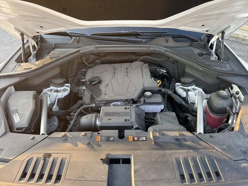 Used 2024 Genesis GV80 2.5T image 3