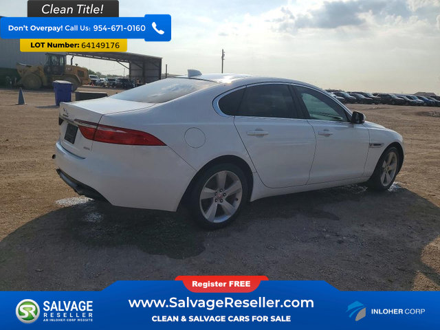 Used 2018 Jaguar XF RWD image 4