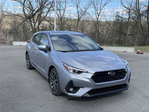 Certified 2025 Subaru Impreza 2.0i Sport AWD/4WD image 7