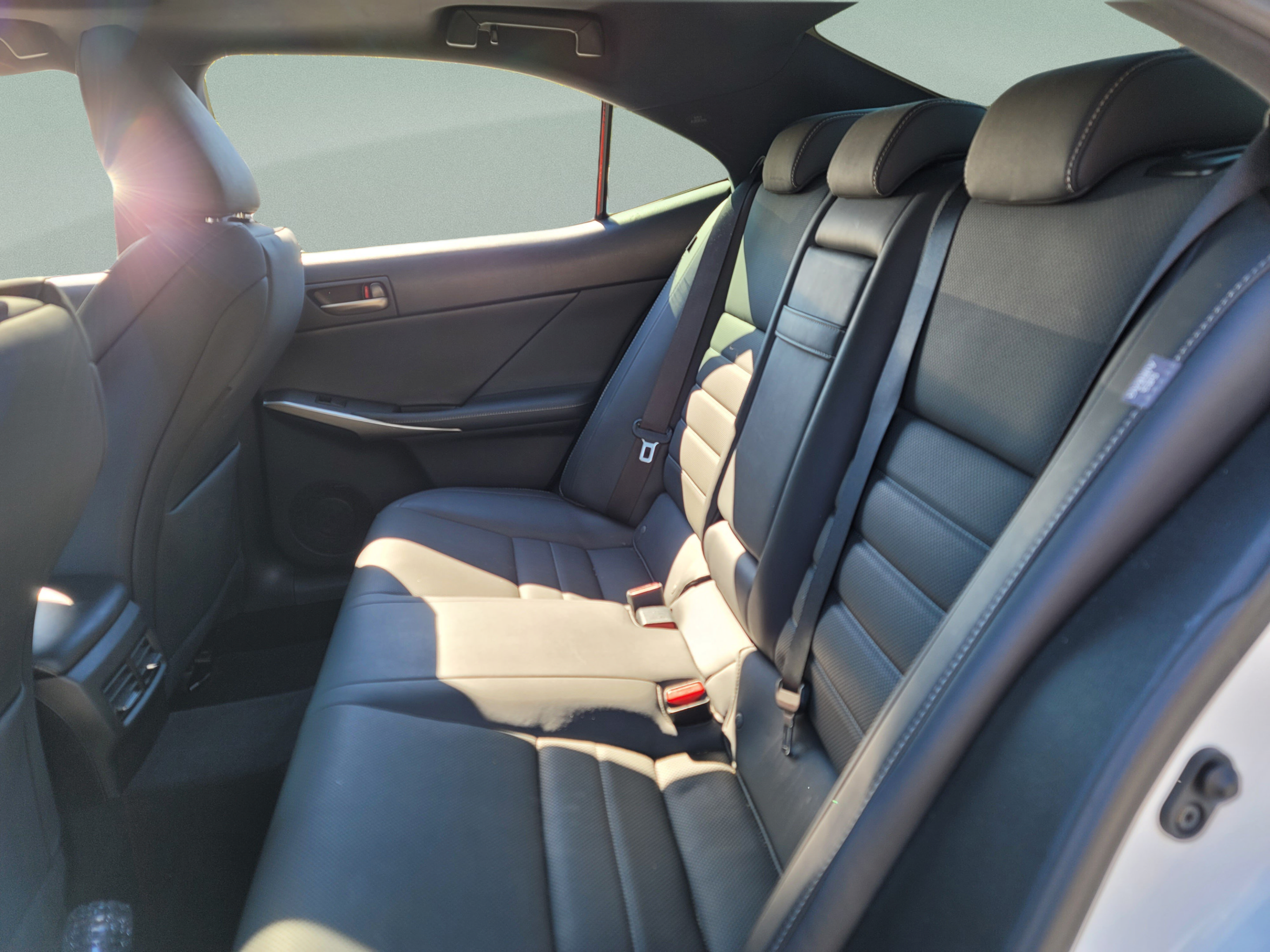 Used 2019 Lexus IS 300 RWD image 20