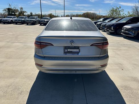 Used 2020 Volkswagen Jetta S w/ Driver Assistance Package image 5