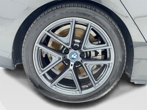 Used 2023 BMW i4 eDrive35 image 48