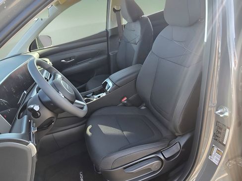 New 2026 Hyundai Tucson SE image 13
