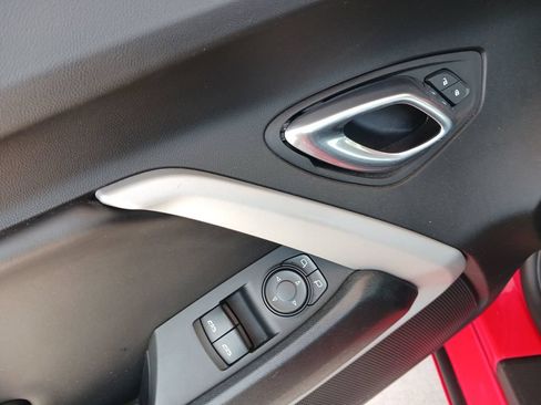 Used 2019 Chevrolet Camaro LT RWD image 27