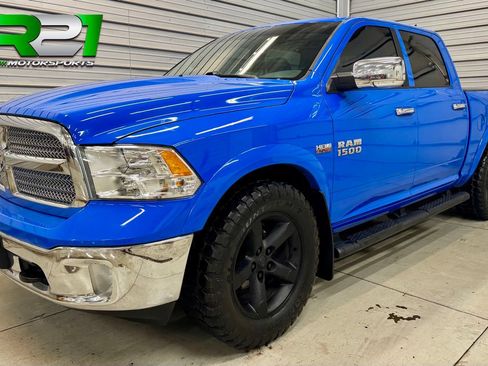 Used 2018 RAM 1500 SLT AWD/4WD image 1
