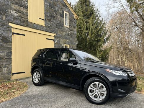 Used 2021 Land Rover Discovery Sport S image 44