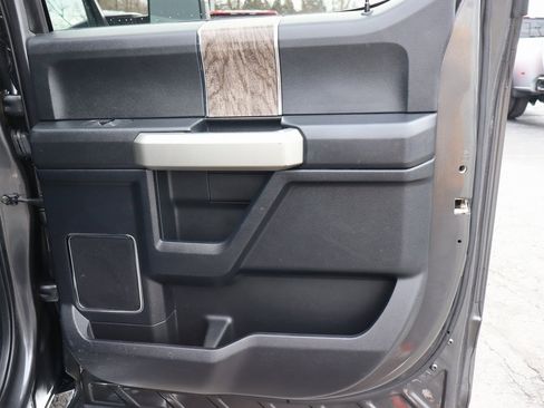 Used 2017 Ford F450 Lariat w/ Tow Technology Bundle image 35