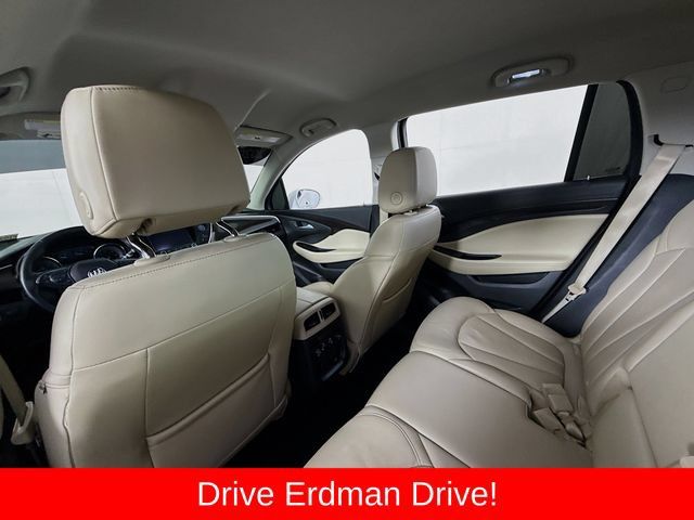 Used 2020 Buick Envision Essence FWD image 10