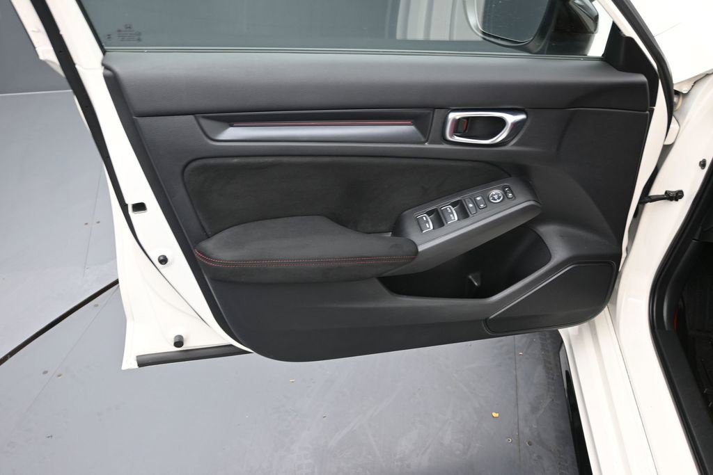 Used 2024 Honda Civic Type R image 12