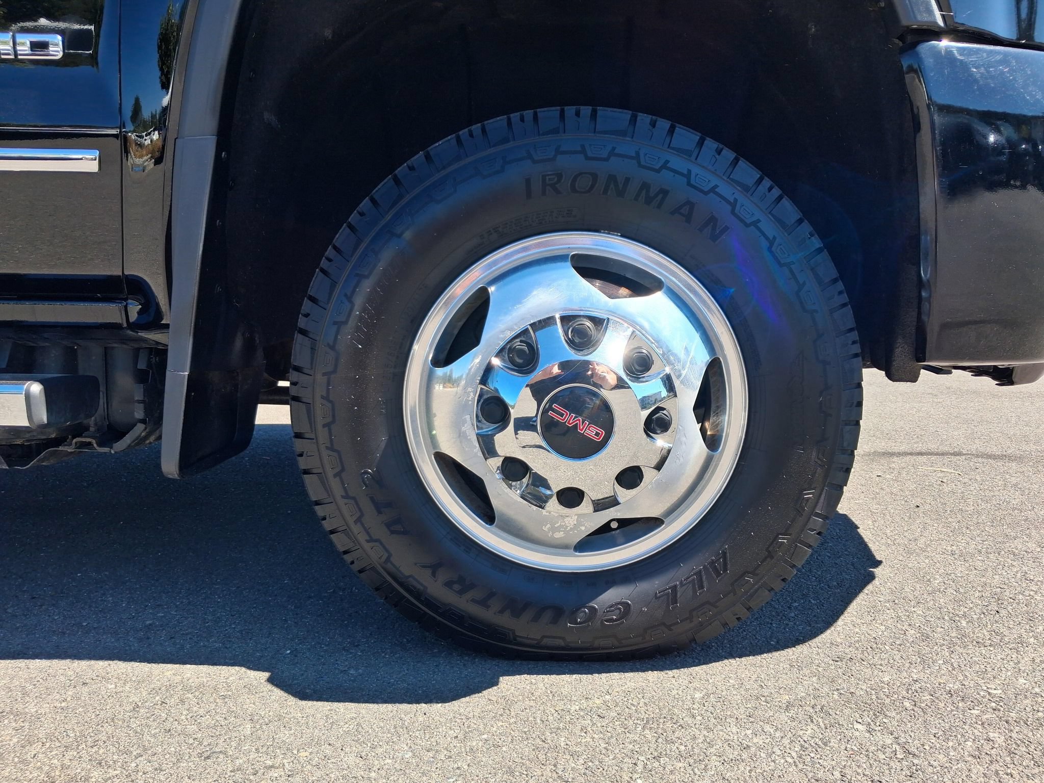 Used 2017 GMC Sierra 3500 Denali AWD/4WD image 8