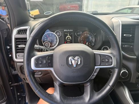 Used 2023 RAM 1500 Big Horn AWD/4WD image 17