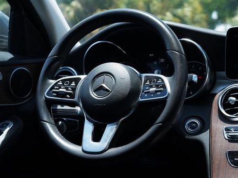 Used 2019 Mercedes-Benz C 300 Sedan image 30