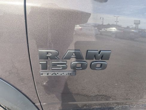 Used 2020 RAM 1500 Classic Warlock w/ Luxury Group image 10