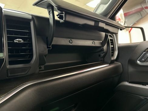 Used 2024 Chevrolet Silverado 1500 RST image 27