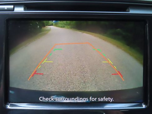 Used 2023 Nissan Maxima SL FWD image 5