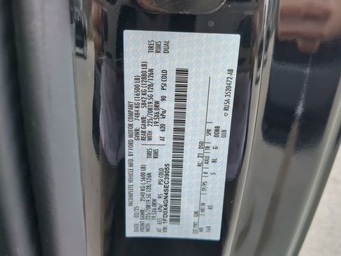 New 2025 Ford F450 XL w/ XL Chrome Package image 24