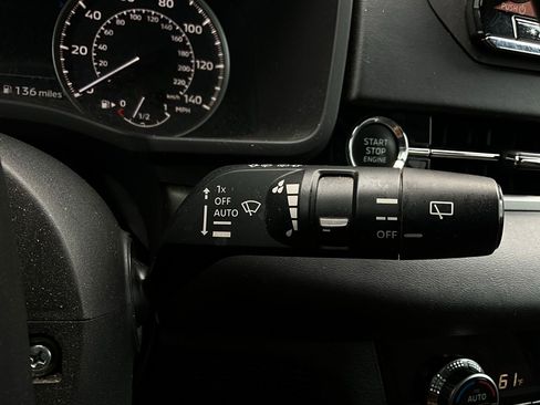 Used 2022 Mitsubishi Outlander SE image 36