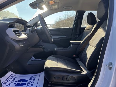 New 2027 Chevrolet Bolt LT w/ Comfort Package image 11
