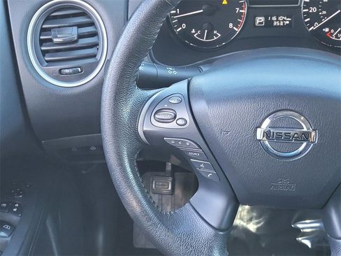 Used 2013 Nissan Pathfinder Platinum w/ Cargo Pkg image 14
