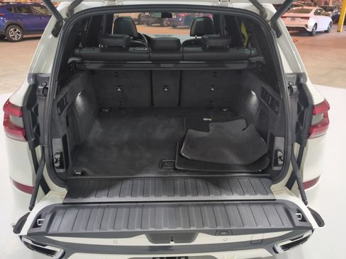 Used 2019 BMW X5 xDrive40i w/ M Sport Package AWD/4WD image 15