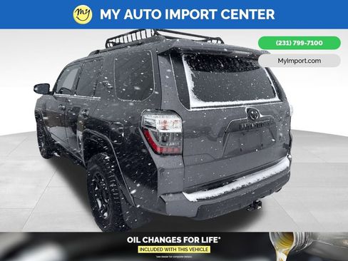 Used 2021 Toyota 4Runner TRD Off-Road Premium w/ Moonroof Package image 3