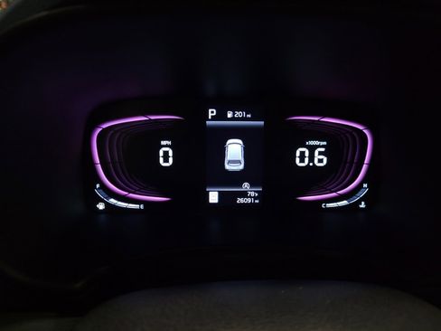 Used 2023 Kia Soul LX w/ LX Technology Package image 23