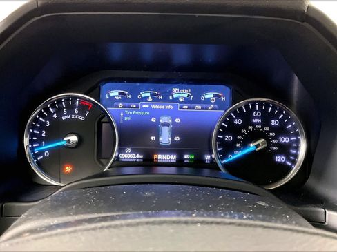 Used 2019 Ford Expedition Max Platinum AWD/4WD image 25