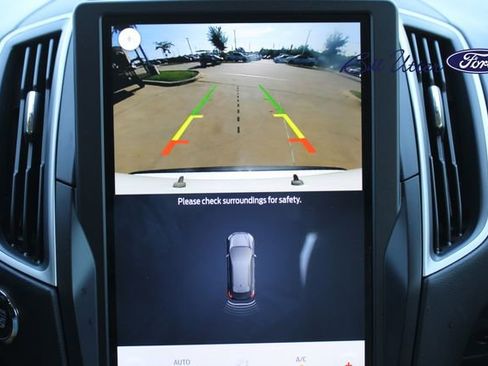 Certified 2022 Ford Edge SEL w/ Convenience Package image 19