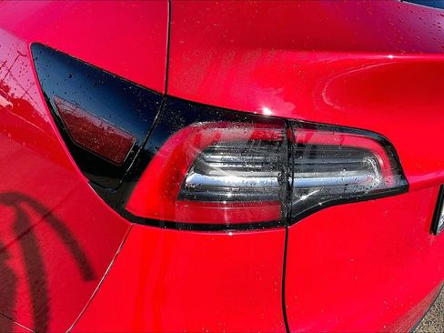 Used 2023 Tesla Model Y Long Range image 29