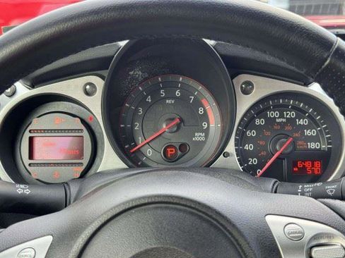 Used 2015 Nissan 370Z Coupe RWD image 31