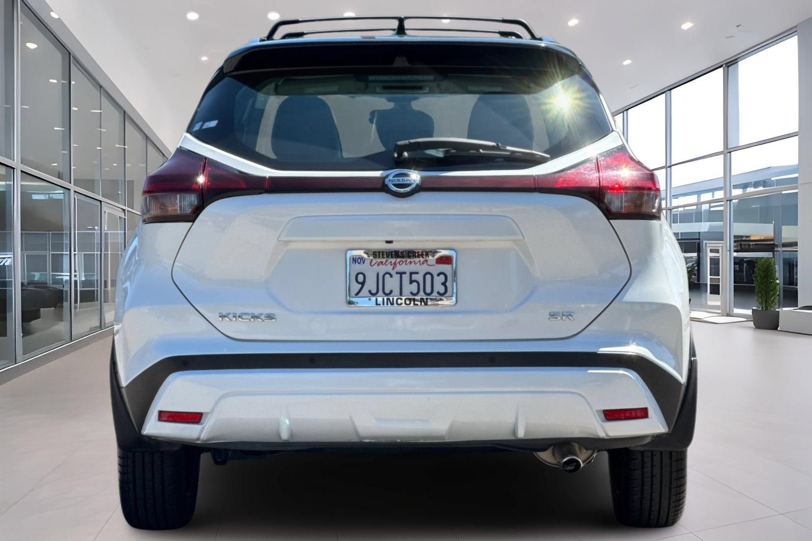 Used 2021 Nissan Kicks SR w/ SR Premium Package FWD image 5