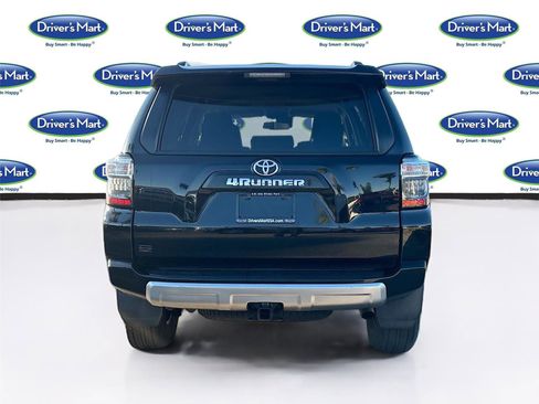 Used 2024 Toyota 4Runner TRD Off-Road image 6
