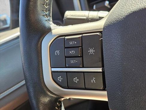 Used 2023 Ford Expedition XLT image 22